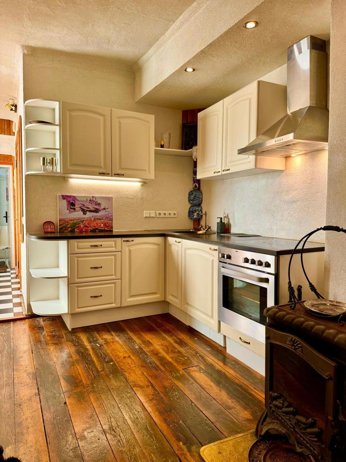 Medieval Unit With Sauna Apartment Tallinn Ngoại thất bức ảnh